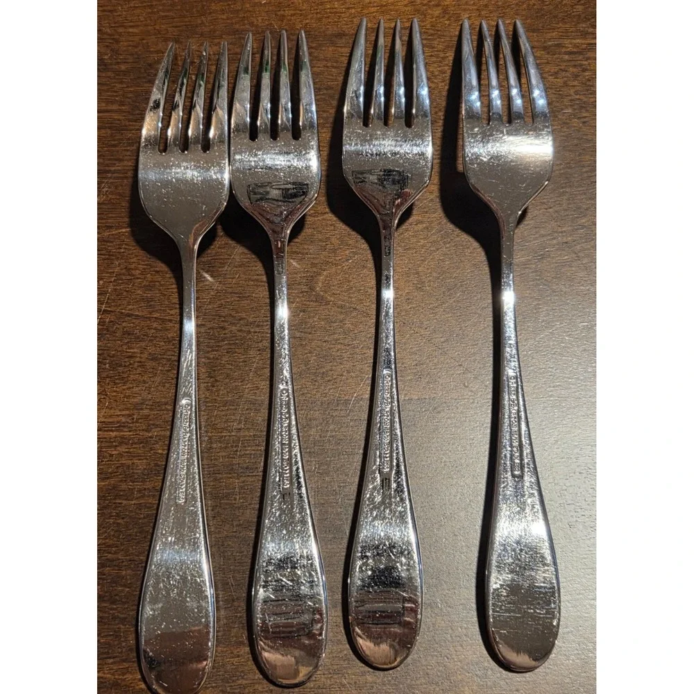 Reed & Barton 18/10 Stainless Steel Dayton Dinner Forks Set/4 Silverware 8 inch